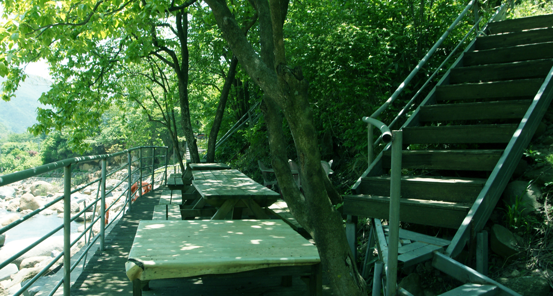 계곡변 테라스 사진 5